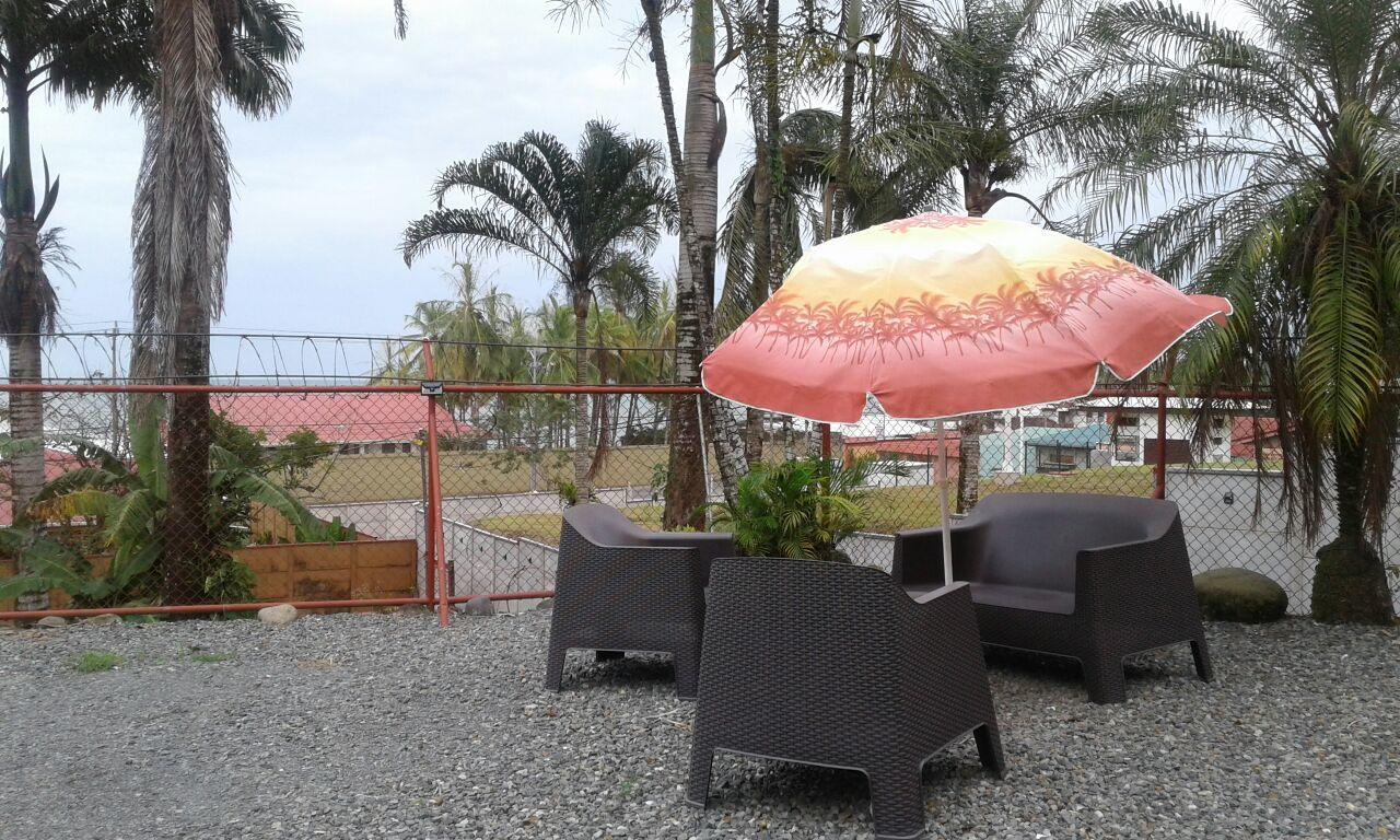 Hotel Roca Mar Playa Bonita Puerto Limon Exterior foto